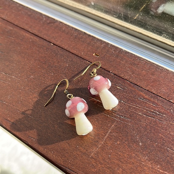 Purple mushroom earrings - Picture 4 of 6